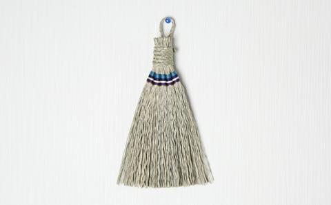 卓上ほうき（長さ約24cm）[大分県国東半島産の七島藺（しちとうい）使用] ＜071-005_5＞