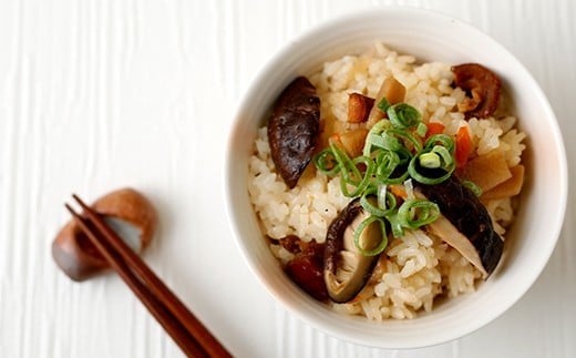 大分県豊後大野市産 椎茸 袋詰 330g