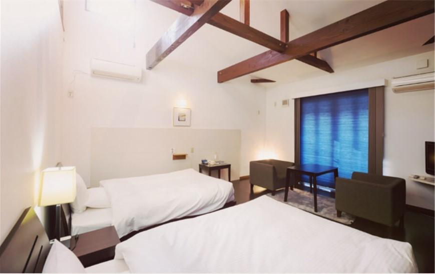 【平日限定】由布院蔓蕩蒼「蕩-とう」天然温泉内風呂付き1泊2食ペア宿泊券　