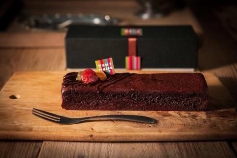 グルテンフリー湯布院産米粉を使用したガトーショコラとチーズケーキのセット【由布院ときの色】