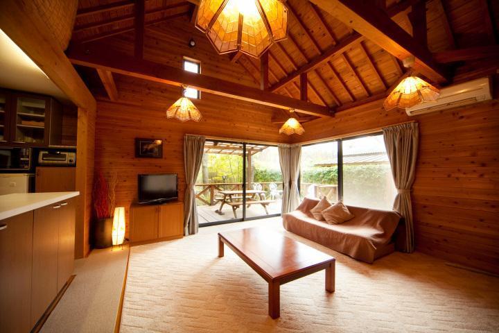 山荘どんぐり 宿泊補助券 15,000円分