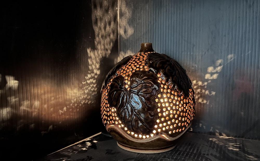 【限定一点物】ランプシェイド（ぶどう）＜陶工房　游山＞