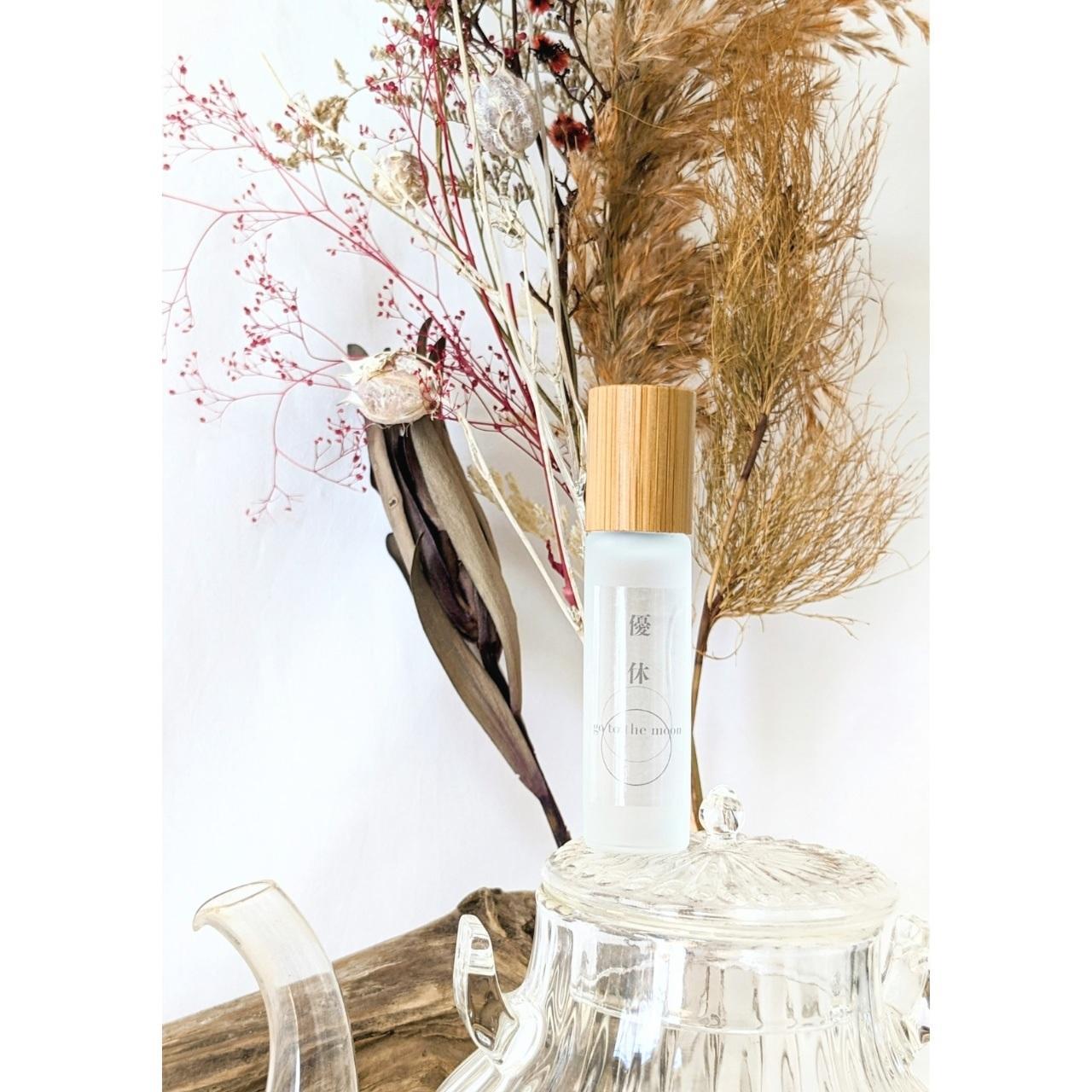 湯布院　ＭＩＫＡＴＡ　ロールオンアロマスティック　優休ーYUKYUー