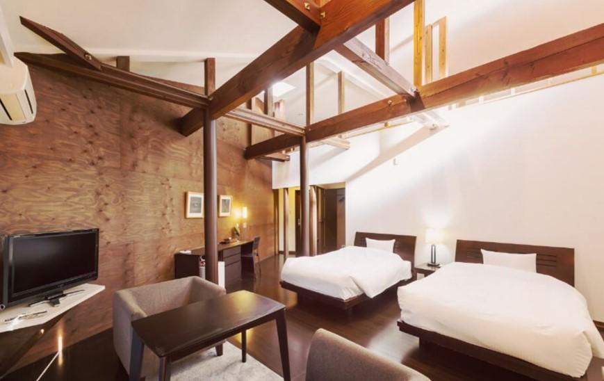 【平日限定】由布院蔓蕩蒼「蕩-とう」天然温泉内風呂付き1泊2食ペア宿泊券　