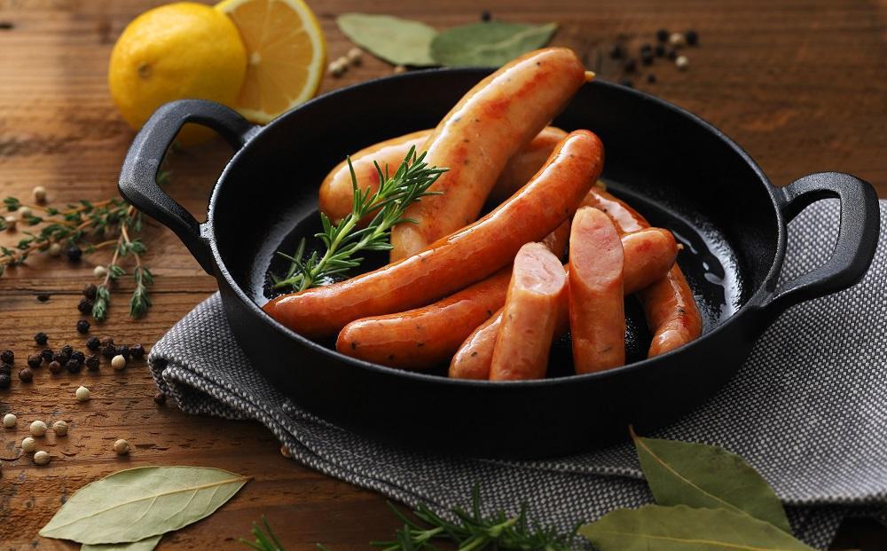 【母の日】【由布院燻製工房 燻家】ハム・ソーセージセットC 計910g＜小分け10品をセットしてお届け＞