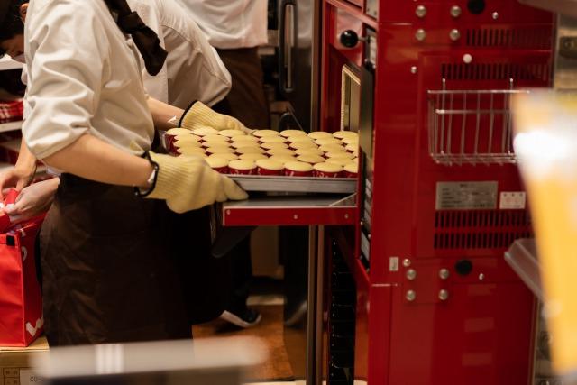 【定期便３か月】【由布院ミルヒ】ケーゼクーヘン（チーズケーキ）8個入