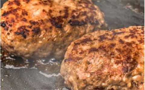 おおいた和牛と大分県産を使った大分プレミアムハンバーグたっぷり1.6kg！（160g×10個）_1821R