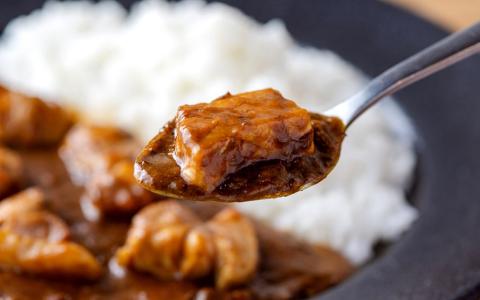 くにさき桜王のゴロゴロ豚カレー（200g×2食）_2323R