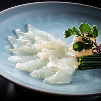 【高級料亭にご招待】「的山荘ランチ」ペア食事券　AR01