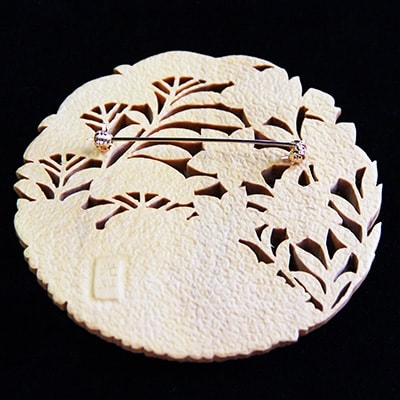 つげ細工 ブローチ(秋草)　約8.5cm