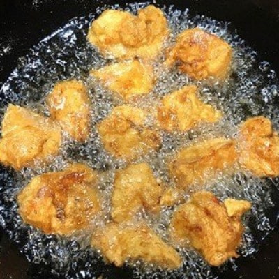 とり天300g×2パック＆大分むぎ焼酎 二階堂 吉四六つぼ720mlおつまみセット【複数個口で配送】【配送不可地域：離島】