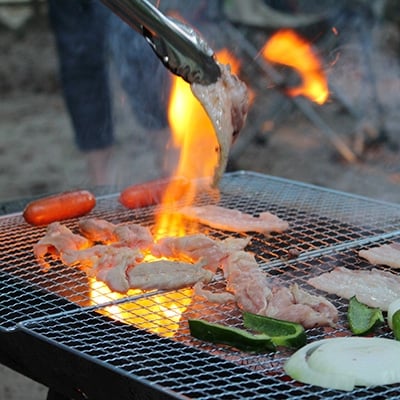 【キャンプ場で遊ぼう!】糸ヶ浜海浜公園ログキャビン1泊券(1棟分)