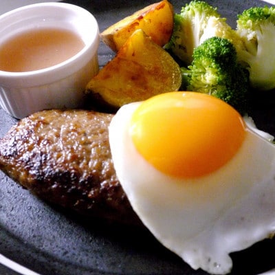 【毎月定期便】【全国テレビで絶賛】マインズハンバーグ(8個セット)全6回【配送不可地域：離島】