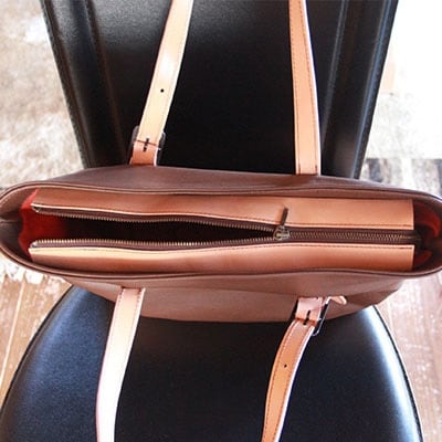 やわらかレザーのトートバッグ(紺系)　YZ04