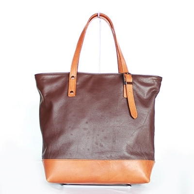 やわらかレザーのトートバッグ(こげ茶系)　YZ08