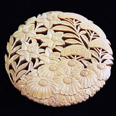 つげ細工 ブローチ(秋草)　約8.5cm