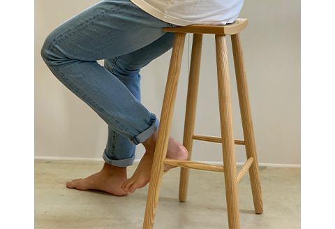 《ウォールナット》キッチンハイスツール H700mm