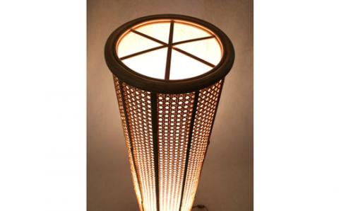 ラタン製フロアランプ『ランプシェード』<橋之口籐工芸工房>