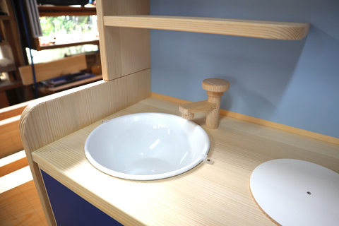 【ANA限定！】手作り木製玩具／ままごとキッチンデラックスタイプ（ANAカラー）