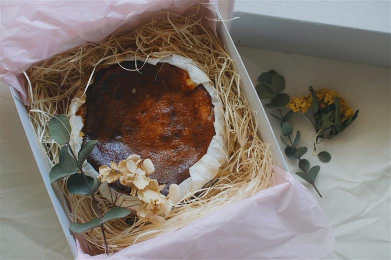 【なめらか食感】バスクチーズケーキ