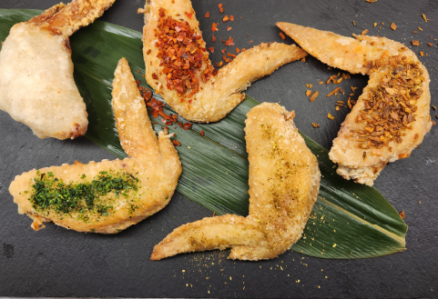 【レンジでチンするだけ♪】宮崎手羽ギョーザ 18本（国産 鶏肉 手羽先 手羽 餃子 ギョウザ 味付き 調理済み 冷凍 人気）