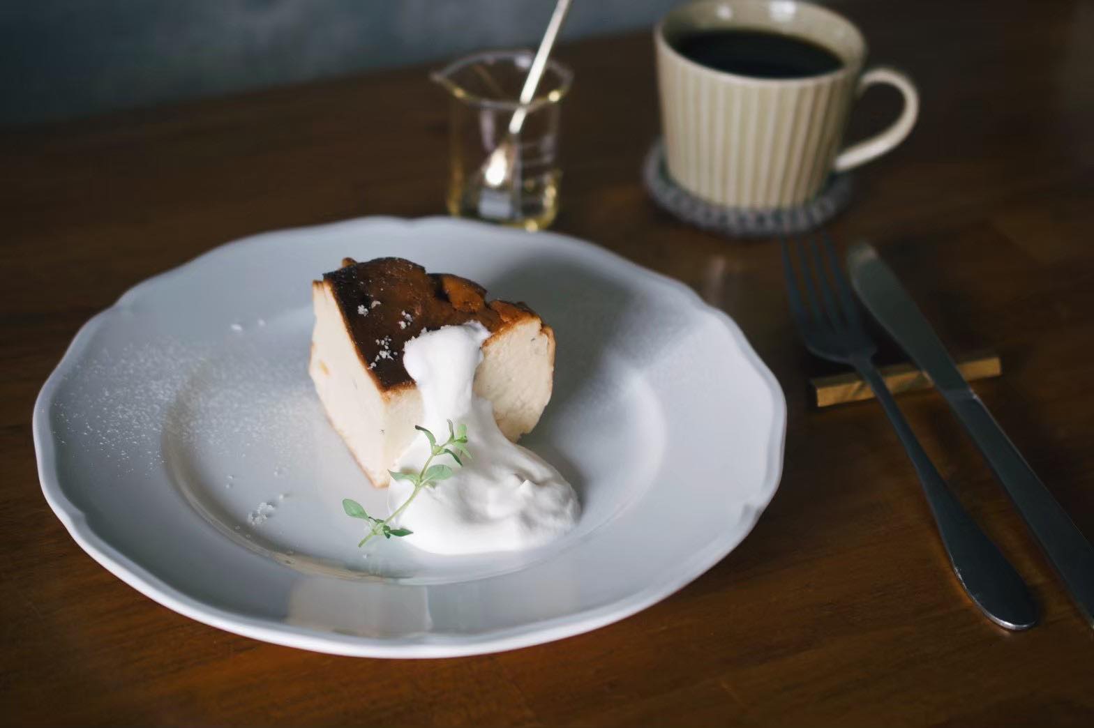 【なめらか食感】バスクチーズケーキ