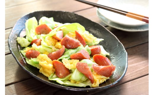 ピリッと辛口 ポチギ ソーセージ ツイン 180g 10個 計1.8kg [日本ハムマーケティング 宮崎県 日向市 452061111] 鶏 豚 肉 ピリ辛 フランクフルト ニッポンハム 冷蔵