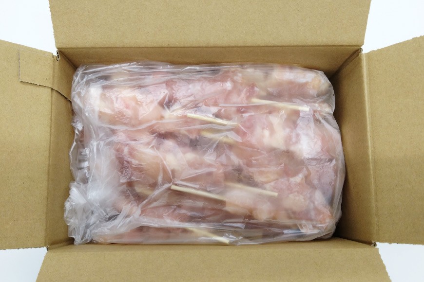 焼き鳥 冷凍 宮崎県産 若鶏 もも串 1本 30g 30本入り [アイフーズ 宮崎県 日向市 452061531] 鶏 もも 鳥 トリ 国産 鶏肉 串 生 アウトドア おつまみ 晩酌