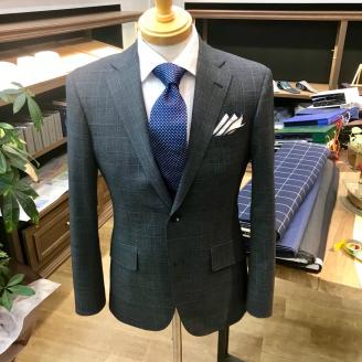 【セミハンドメイドオーダースーツ】イタリア製ブランド生地『エルメネジルド・ゼニア』＜29-2＞