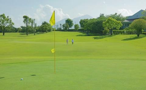 宮崎県高原町「たかはるゴルフクラブ」平日プレー券 [ゴルフ場 スポーツ券 レジャーチケット 施設利用券 体験 招待券] TF0050-P00013