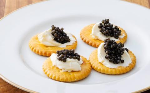 Takaharu Caviar(たかはるキャビア)『奥霧島』20g×5瓶セット [高級 国産 バエリ ギフト 贈答 贈り物 プレゼント 化粧箱付き いこいの家] TF0516-P00045