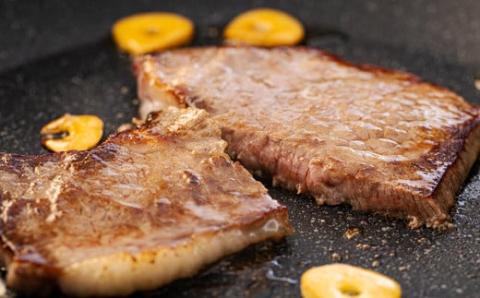 宮崎牛ロースステーキ 2枚(500g)＆宮崎牛モモステーキ 4枚(400g) TF0541-P00043