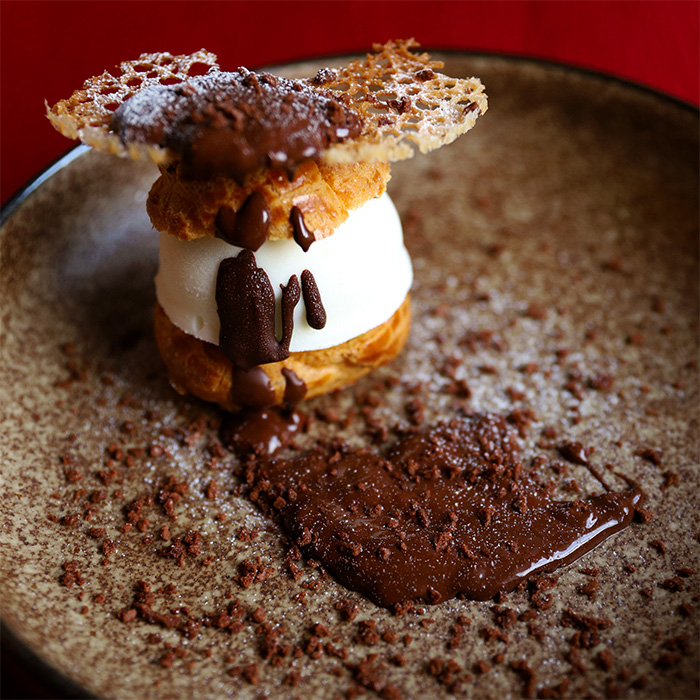 高原アイスクリーム研究所 搾りたてミルク 10L (2L×5ケース) 大容量バット入り 牛乳の美味しさ 宮崎県グルメコンテスト2連覇 冷凍 スイーツ お菓子 デザート デコレーションTF0593-P00023