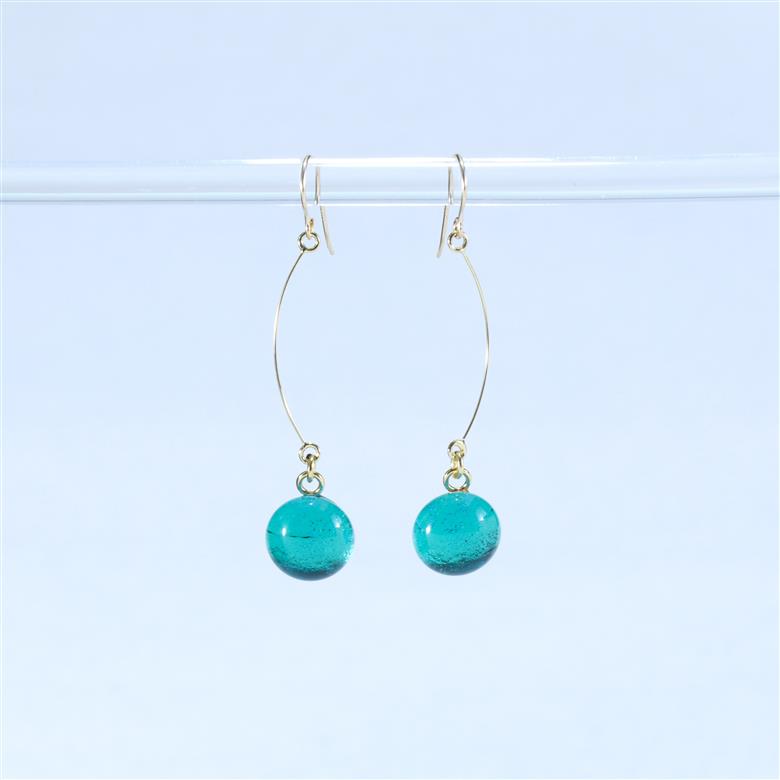 アクセサリー プチピアス（カラー：オーシャンブルー） オーシャンブルー