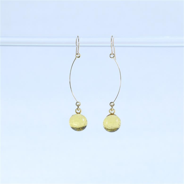 アクセサリー プチピアス（カラー：クリア） クリア