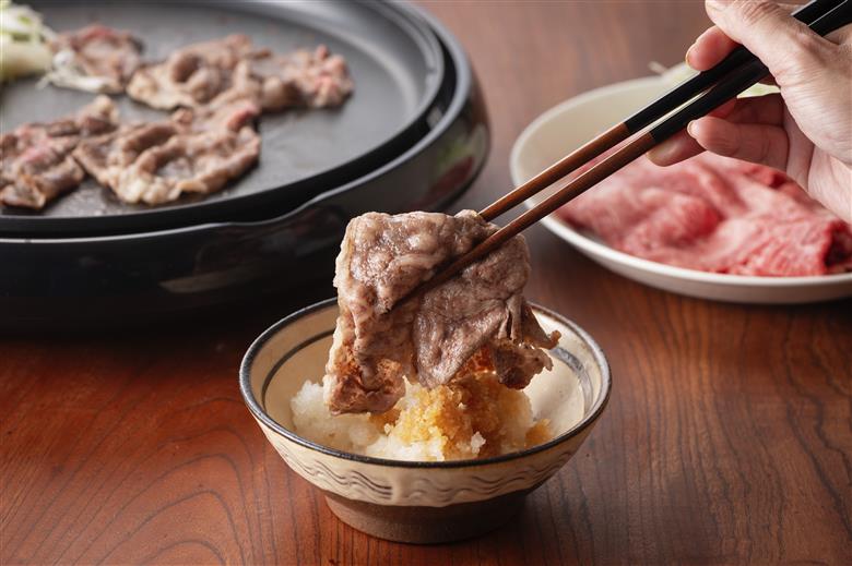 宮崎牛肩ウデ焼きしゃぶ〈500g〉