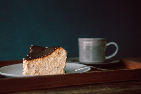 地元Cafe特製＜バスクチーズケーキ＞手作りスイーツ【C280】