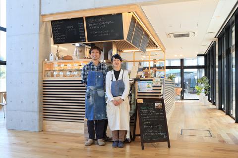 地元Ｃafeで人気＜季節のタルト定期便＞偶数月配送 全6回【F65】