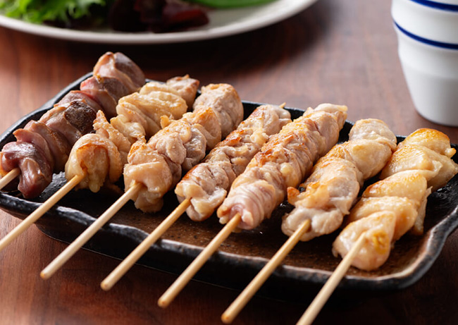 【３ヶ月定期便】 宮崎県産 若鶏 やきとり 人気部位 串焼き 42本（各7本×6袋）　肉鶏鶏肉とり肉国産鶏肉九州産鶏肉宮崎県産鶏肉若鶏焼鳥やきとりグランピングBBQキャンプ鶏肉送料無料鶏肉 [D07804t3]