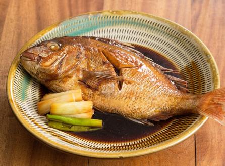 『日向灘の海の幸』天然真鯛（活き締め） 【 鮮魚 さかな 刺身 煮つけ 九州 宮崎 川南町 新鮮 魚 魚介類 】[H1706]