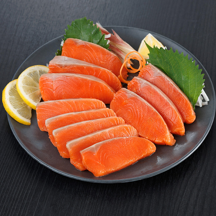 生食用 サーモン ブロック(計750g・250g×3P) 鮭 小分け 真空 パック 冷凍 刺身 シャケ サケ 魚 魚介 【AW-99】【丸正水産】