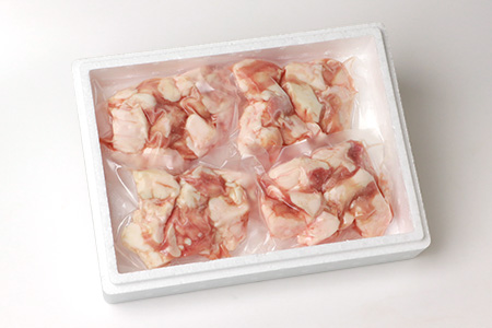 宮崎県産 椎葉牛 ぷりぷりホルモン（小腸）もつ鍋・焼肉用 200g×4P（800g）［宮崎 椎葉 国産 国産牛 もつ鍋 焼肉  バーベキュー 冷凍 ギフト］【TK-82】