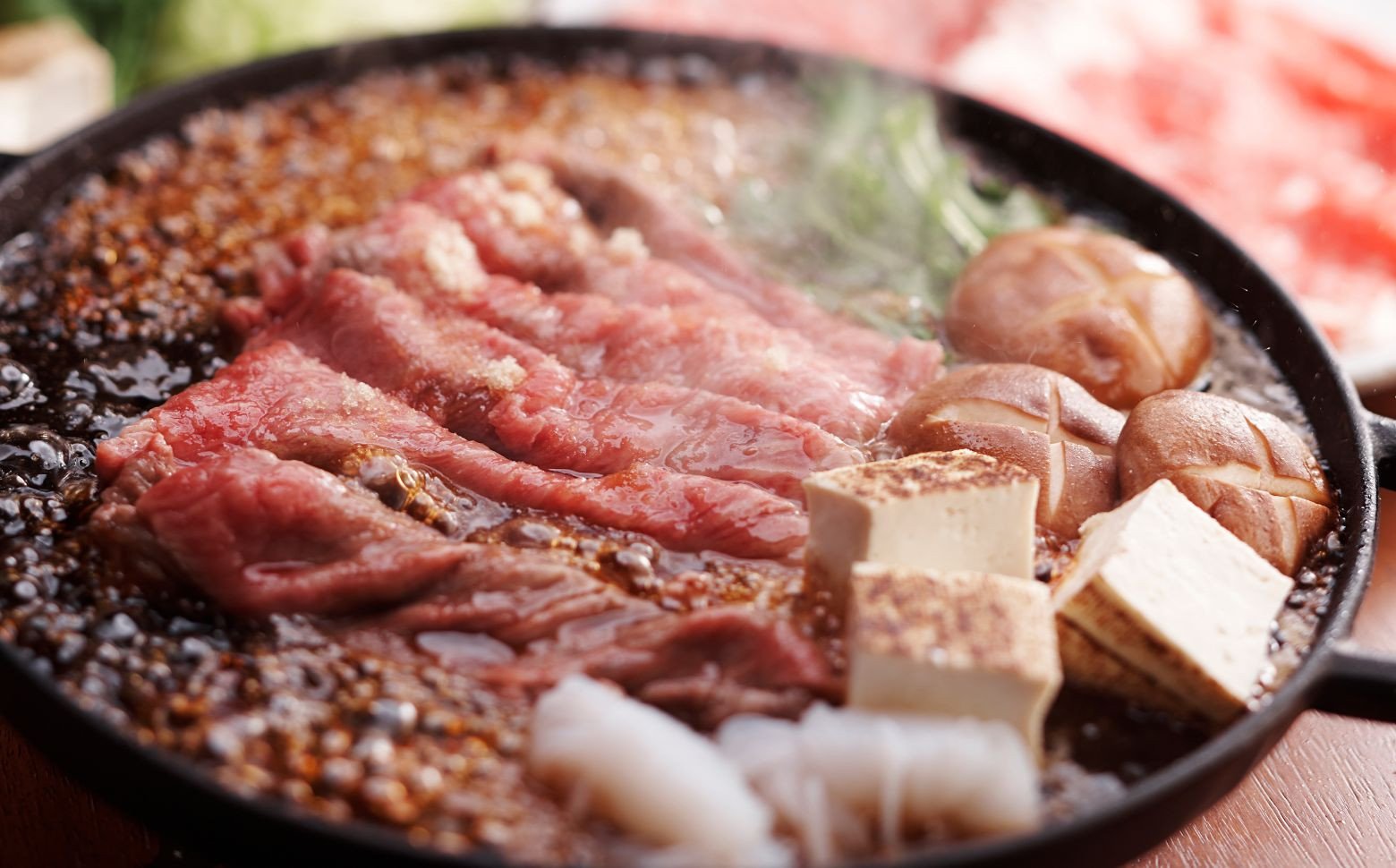 宮崎県産黒毛和牛A4等級以上 高千穂牛焼肉（ロース&上カルビ）・すき焼き用(ロース・モモ)セット 計1kg|  焼肉 しゃぶしゃぶ すき焼き ロース カルビ モモ 牛肉 肉 お肉 精肉 精肉セット 国産 国産牛 ブランド牛 A4 薄切り スライス パーティー BBQ プレゼント ギフト |_Tk002-064