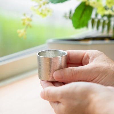 薩摩錫器 ぐい呑(白吹雪加工小)