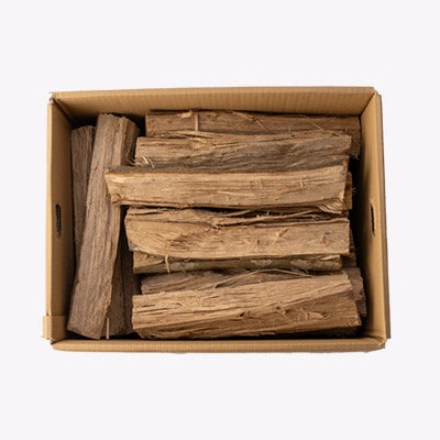 鹿児島県産乾燥薪　樫カシ約25キロ×6箱 F7-1 【複数個口で配送】【配送不可地域：離島】