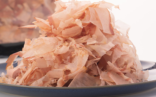 枕崎産 本枯れ節使用 産地直送 花かつお【桜雲】「だしが効く」本場の削り節 合計1Kg B3-25【配送不可地域：離島】