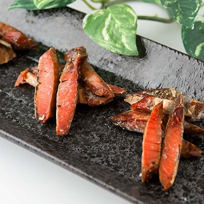 Gonsuke鰹ベーコン ペッパー ハーブ ごんすけ おつまみ 燻製 A3-46【配送不可地域：離島】