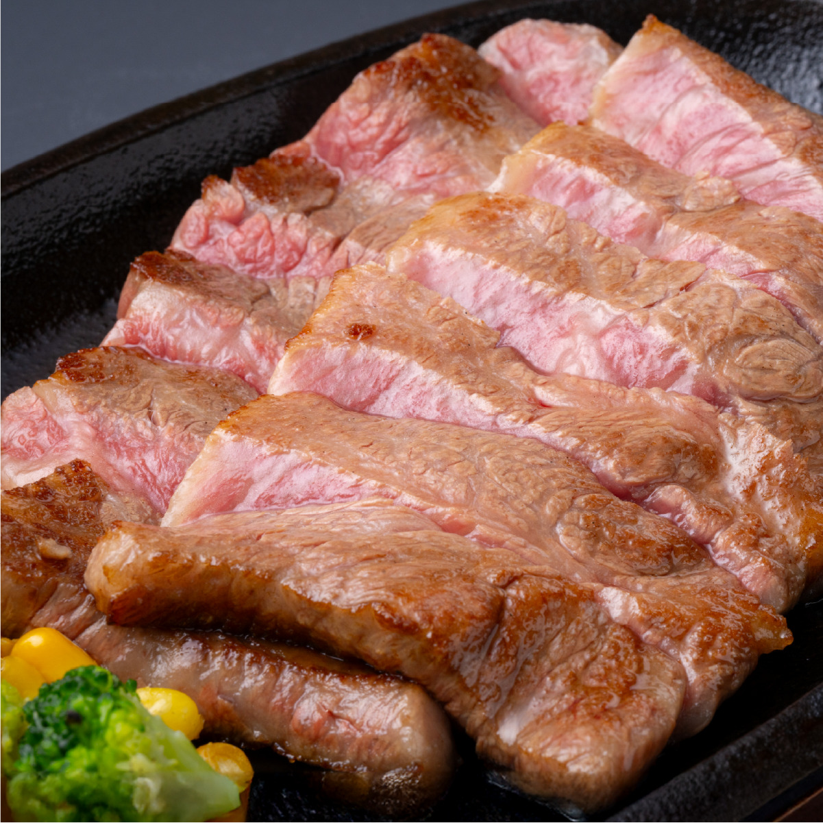 i1142 《希少な1％》園畠牛A5「仕合せステーキ」80g×8枚(計640g) 鹿児島県出水市 黒毛和牛 牛 牛肉 ステーキ モモ セット 鹿児島県産 国産 九州産 A5 A5等級 ブランド牛 冷凍 プレゼント 焼肉 BBQ 園畠牛 【園畠畜産】