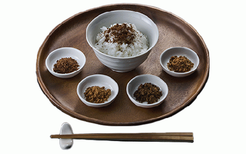 【指宿 料理長監修】鰹本枯節生ふりかけ4種と鰹本枯節のセット(鳥越屋/018-1086)