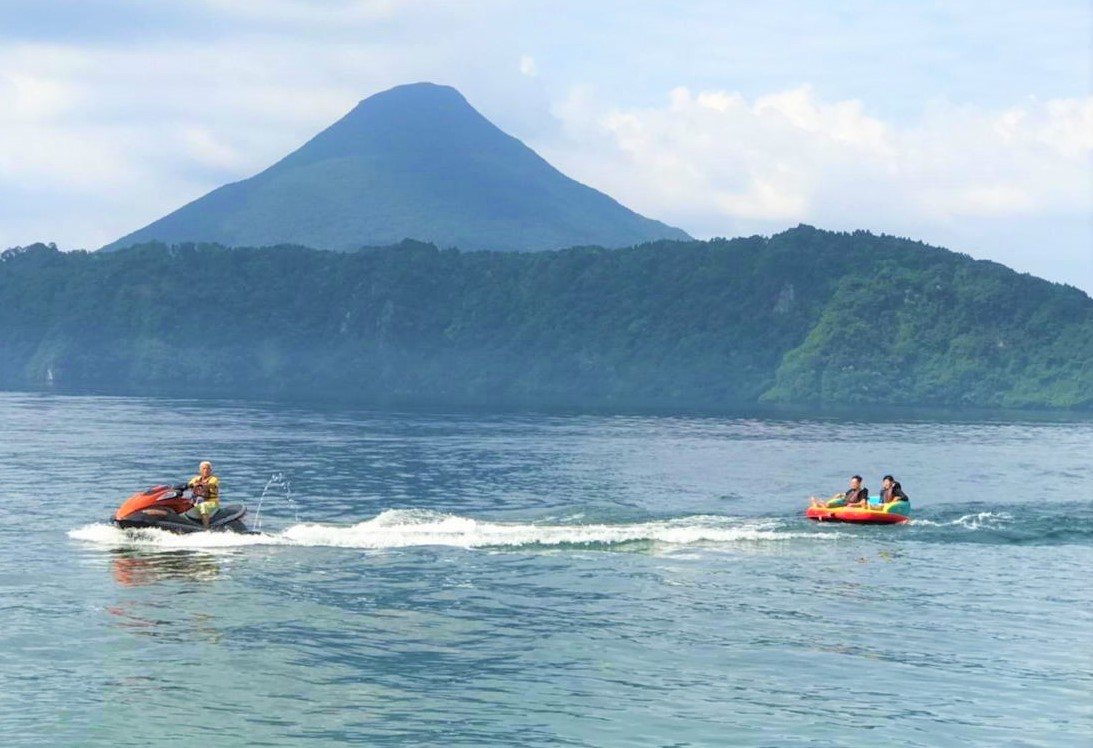 【池田湖でアクティビティ体験】マーブルライダー遊覧 15分間ペアチケット(えぷろんはうす池田/A-182)